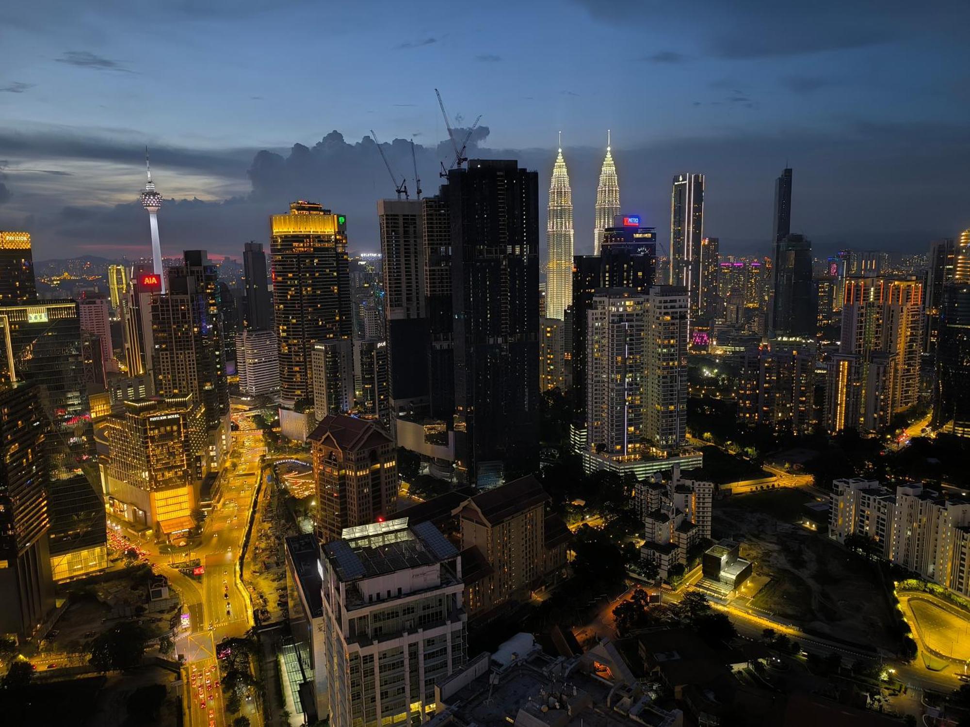 Agile Bukit Bintang Residences Trx Kl Kuala Lumpur Exterior photo